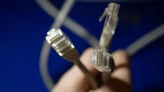 Ассоциация разработчиков программного обеспечения предложила создать согласительный орган по сети и предупредила, что нынешние блокировки VPN вредят Рунету, российским IT‑специалистам и помогают реализации иностранных санкций.