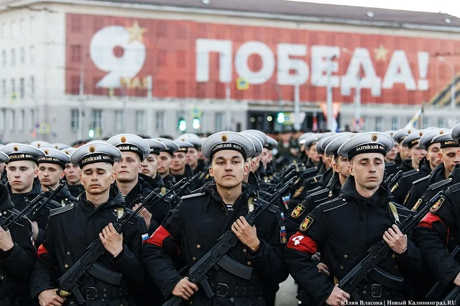 В&nbsp;Калининграде прошла первая вечерняя репетиция Парада Победы