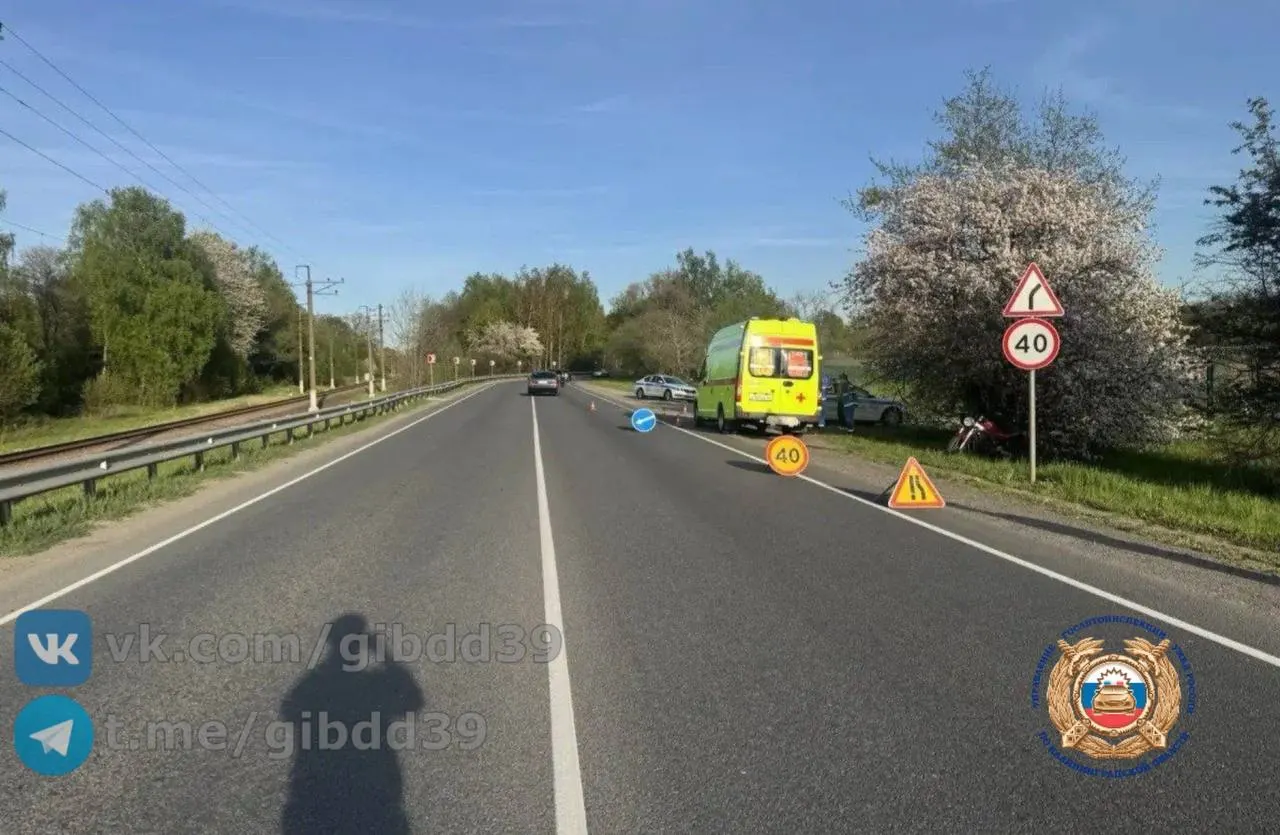 Около 17:55 на конце Советского проспекта водитель при выполнении разворота не убедился в безопасности манёвра — мотоциклист получил травмы и был доставлен в больницу. Обстоятельства ДТП выясняют инспекторы.