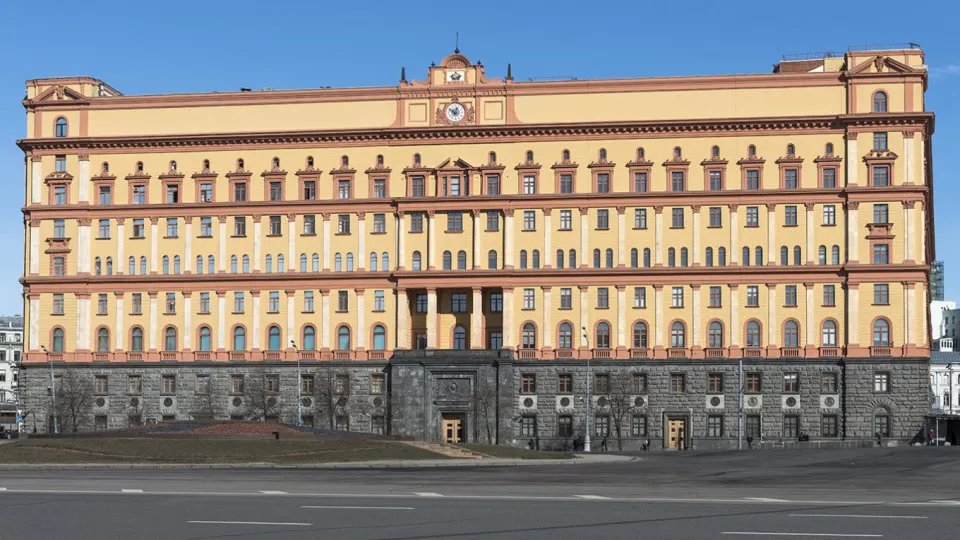 Руководитель Погранслужбы ФСБ сообщил о конструктивных проблемах в отношениях с Хельсинки и Таллином, росте провокаций на западных рубежах и необходимости готовиться к разным сценариям развития событий.