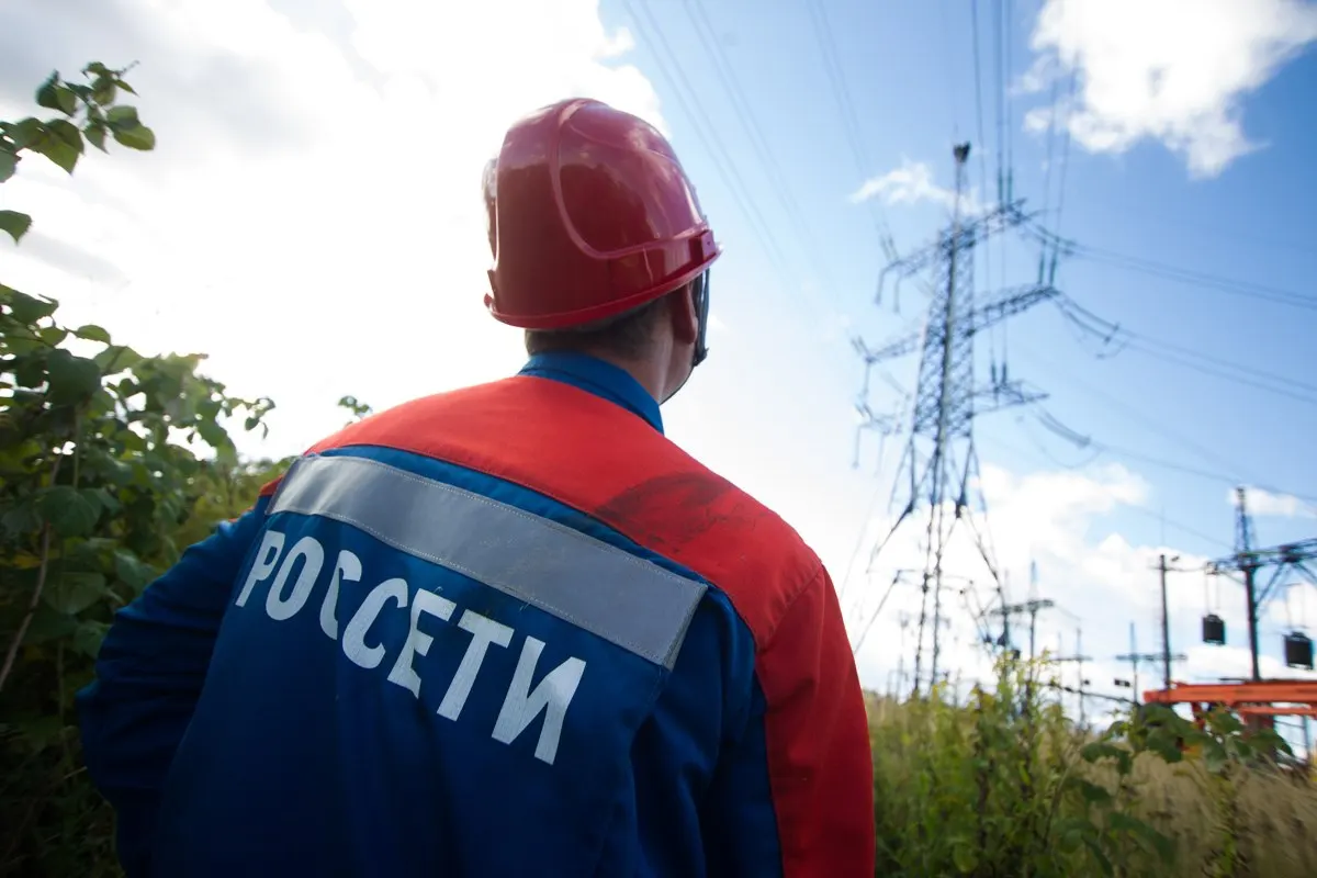 Компания нарушила сроки подключения: суд постановил выполнить договор и выплатить компенсацию морального вреда и штраф в сумме 7,5 тысячи рублей.