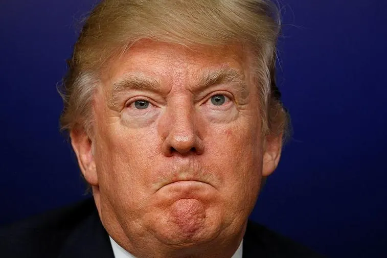 Дональд Трамп отверг посланный Ираном ответ на предложение США по урегулированию, после чего цены на нефть выросли. Тегеран выдвинул ряд условий до начала переговоров, стороны предлагали встречные уступки.