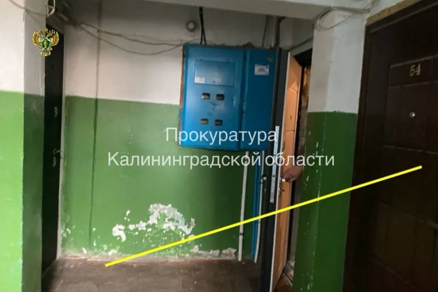Светлогорский городской суд рассмотрит уголовное дело в отношении 44‑летнего мужчины из Пионерского, которого обвиняют в препятствовании работе полиции, угрозах и попытке нанесения удара сотруднику правоохранительных органов.