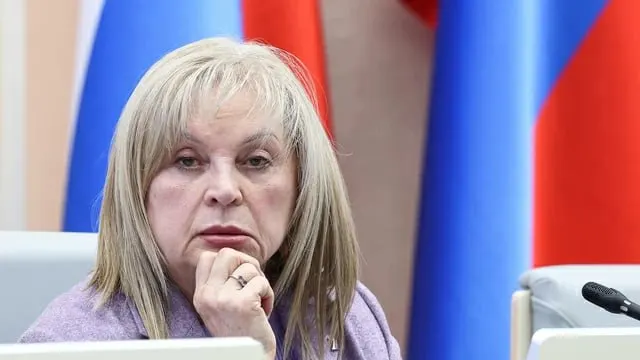 ЦИК подтвердил, что электронное дистанционное голосование будет применено в 33 регионах России. На случай сбоев связи ДЭГ внесут в «белые списки» Минцифры; выборы пройдут 18–20 сентября.