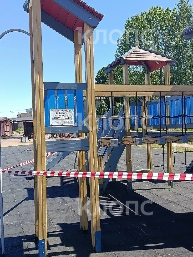 В Детском парке Советска демонтировали последний игровой комплекс для детей от шести лет; родители вынуждены искать альтернативы, некоторые ездят в соседний Неман.