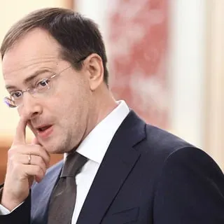 Помощник президента выступил за систему обязательной отработки и трудовых контрактов для студентов, обучающихся за счёт государства или предприятий.