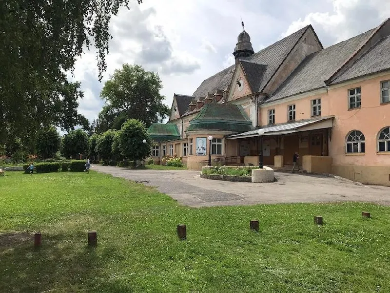 На капитальный ремонт регионального объекта культурного наследия в Гусеве направят до 89,6 млн рублей; финансирование рассчитано на два года.
