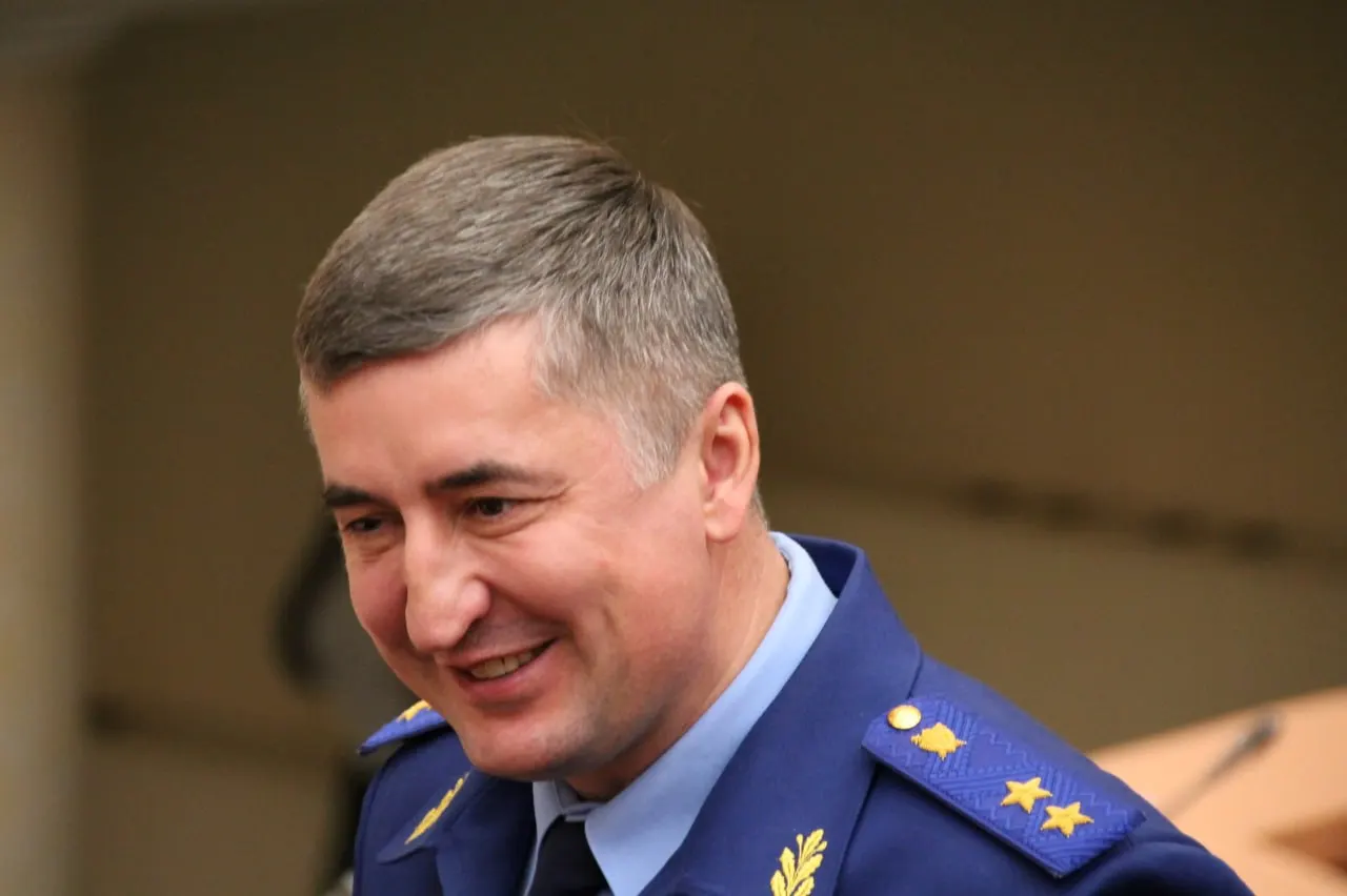 Президент перевел Сергея Филипенко в Воронежскую область; Роман Пантелеев стал прокурором Саратовской области. Указ вступил в силу 28 июня.
