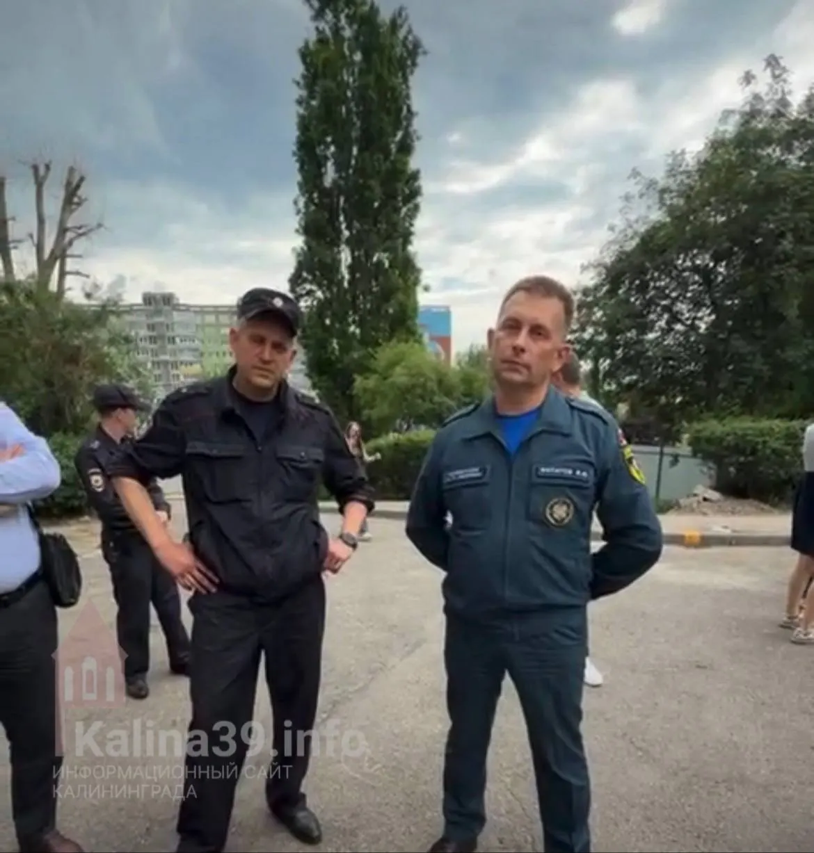 В&nbsp;Калининграде у&nbsp;дома на&nbsp;Московском проспекте начали отключать электричество&nbsp;— жильцы требуют показать документы