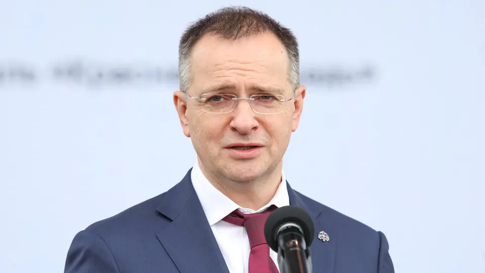 Помощник президента предложил усилить контроль за фильмами на всех этапах производства и вернуть механизмы цензуры, чтобы бюджетные деньги не тратились на «посредственные» ленты. Государственное финансирование сейчас направляется преимущественно на картины «патриотической» тематики.