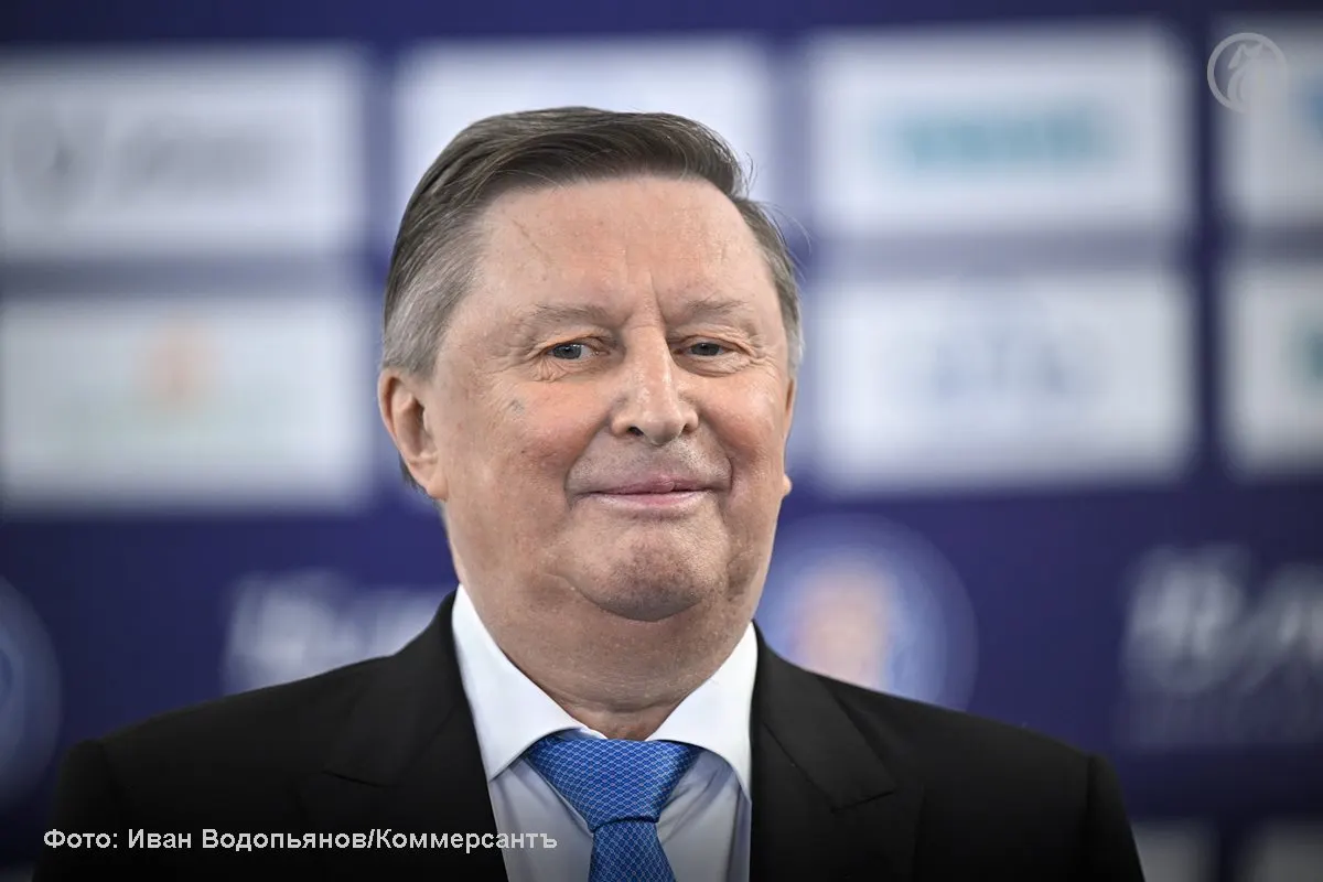 О смерти бывшего министра обороны и спецпредставителя президента Сергея Иванова стало известно из опубликованного сообщения. Подробности пока не уточняются.
