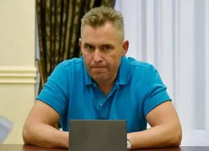 Совет Европейского союза расширил санкции против России: в новый перечень включены свыше 80 физических и юридических лиц, в том числе бывший уполномоченный по правам ребёнка Павел Астахов и генеральный прокурор Александр Гуцан; ограничения затронули также ряд журналистов и блогеров.
