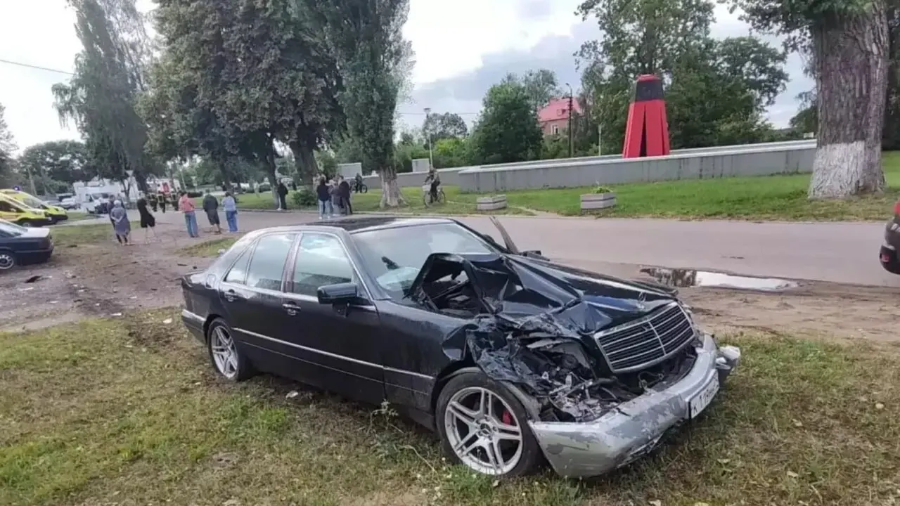 В Калининградской области подозреваемого в смертельном наезде уже лишали прав и штрафовали за отказ от медосвидетельствования; сейчас он содержится в ИВС, ему грозит до 12 лет лишения свободы.