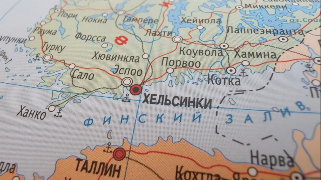 С 1 июля Россия увеличила железнодорожные пошлины в восемь раз; перевозки стали убыточны, и импорт удобрений может прекратиться уже через одну–две недели.