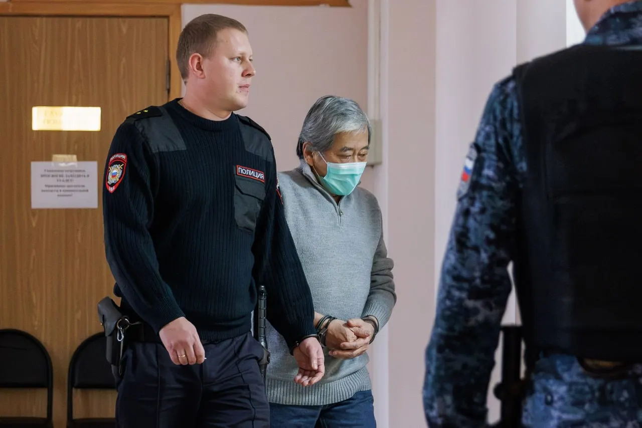 Материалы уголовного дела Александра Пака, осуждённого за наезд кроссовером, в результате которого погибла многодетная мать Екатерина Буравлева, получены Верховным судом РФ и переданы в третий состав уголовной коллегии.
