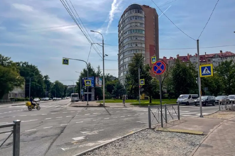 Обновлён режим светофора на перекрёстке Гагарина, Куйбышева и Чувашской: теперь поворот налево разрешён с обеих полос по ул. Куйбышева.