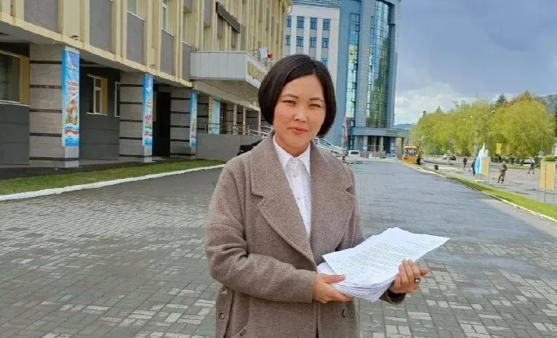Активистка Аруна Арна направила Минюсту открытое письмо, призвав прекратить практику давления на общественных деятелей через заказные экспертизы и маркировку критиков как иностранного агента.
