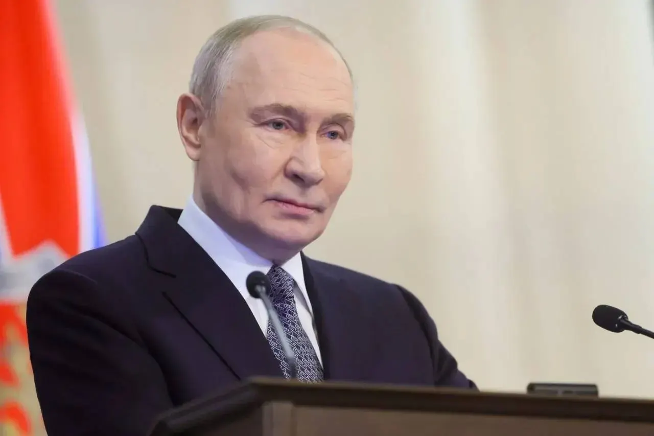 Президент поздравил десантников и ветеранов ВДВ, подчеркнув их героизм в ходе специальной военной операции и важный вклад в обороноспособность страны.