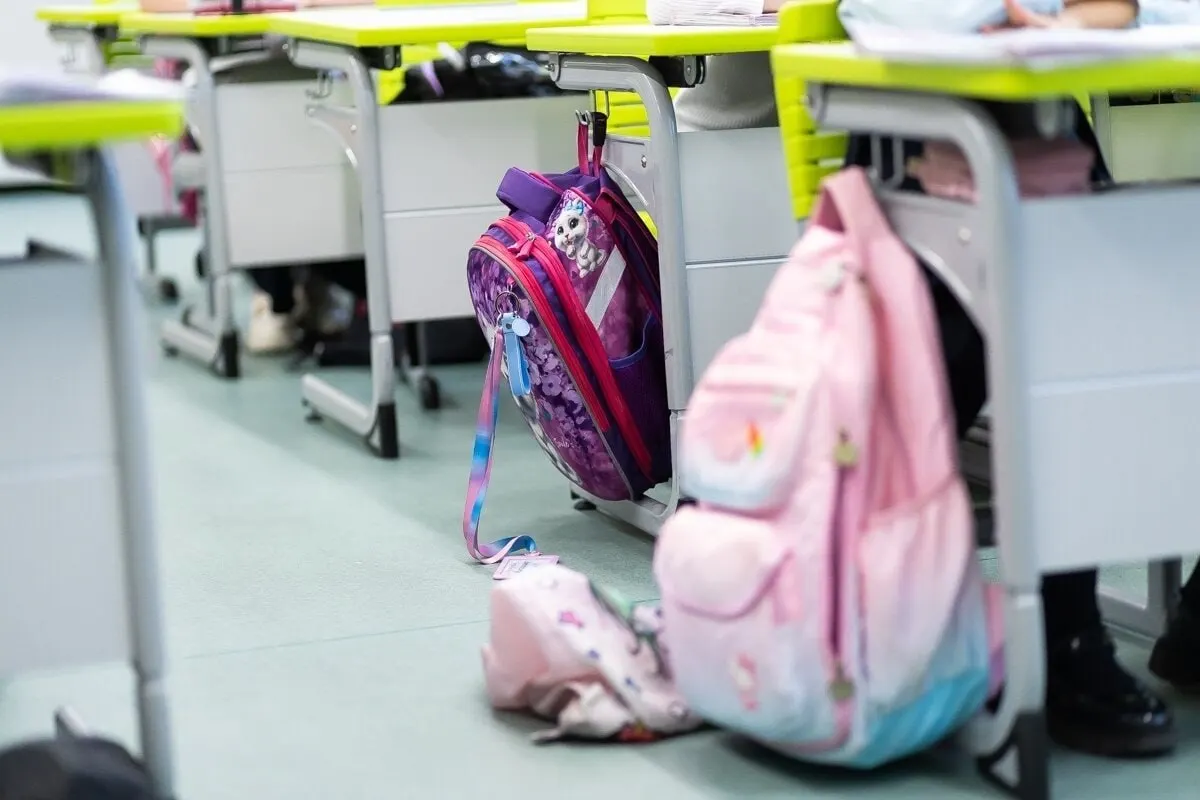 В регионе запущена кампания по сбору канцтоваров и финансовой помощи для семей, оказавшихся в трудной ситуации.