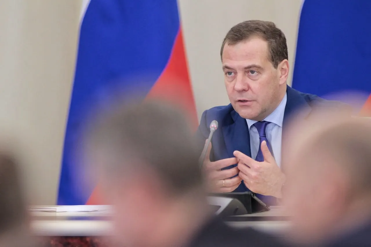 Идеологическое противостояние с Западом продолжится после начала СВО; политические лидеры заявили, что эта тема останется в повестке.