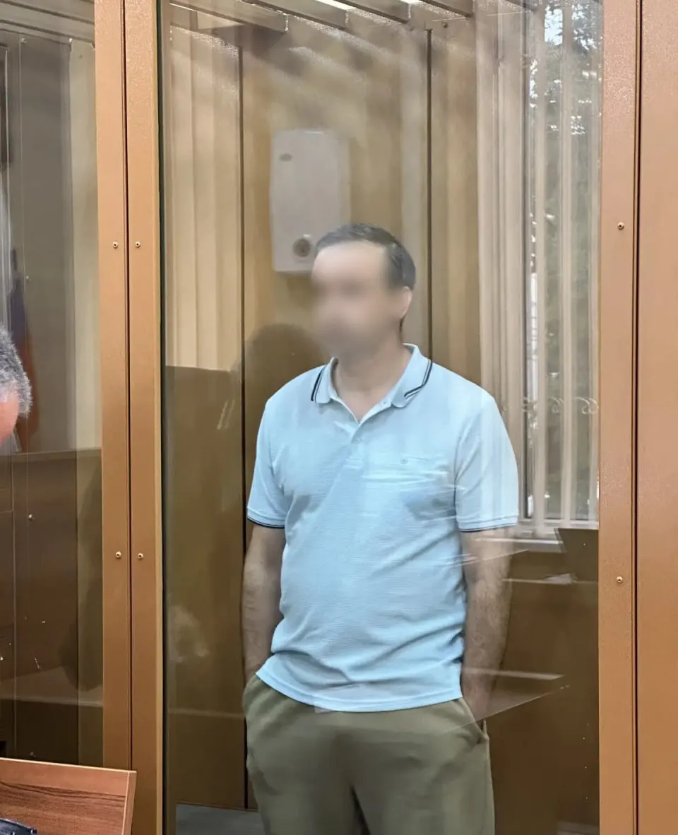 Дело рассматривается Ленинградским районным судом; мера пресечения продлена до 18 октября; решение пока не вступило в силу.