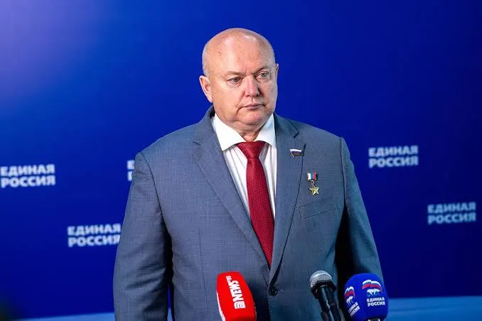 Заместитель председателя комитета Госдумы по обороне сообщил об отсутствии оснований для проведения новой мобилизационной кампании. Ранее чиновники опровергали слухи о запуске мобилизации, заявляя, что сценарий не существует.