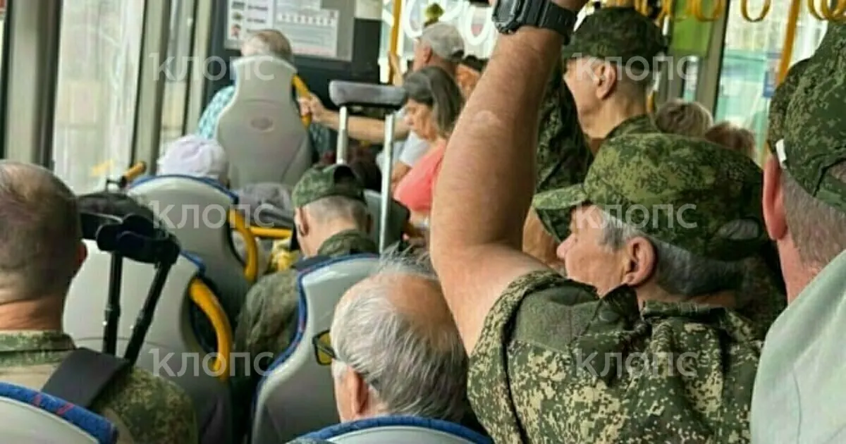 Жители региона жалуются на нехватку общественного транспорта в пригородах и предлагают продлить маршруты в центр области.