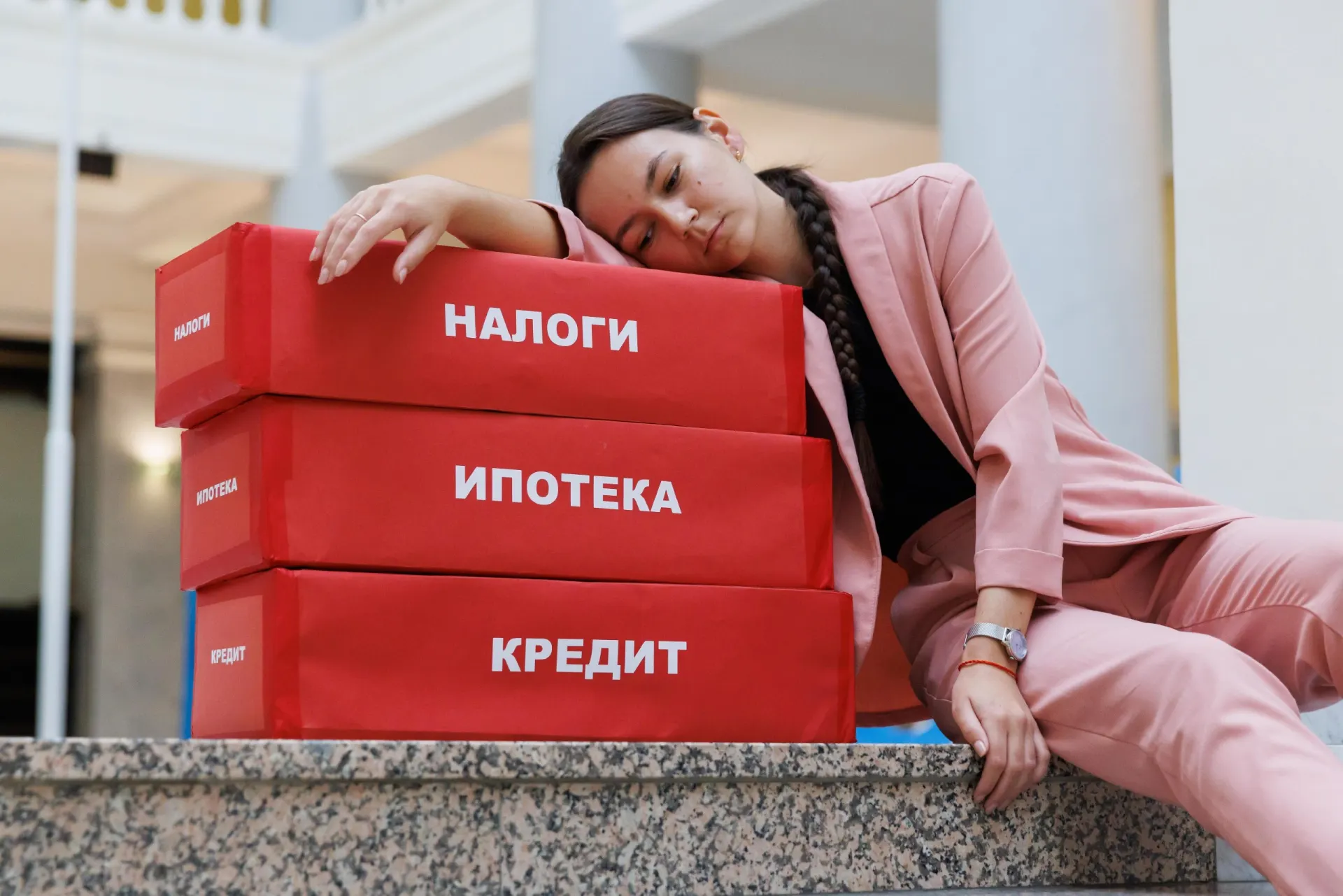 Правительство представило предложения к бюджету на трехлетний период, затрагивающие налоговые ставки и льготы.