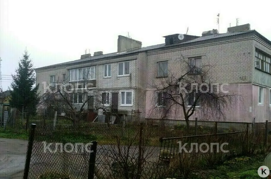 Сосед из Большого Исакова не выходил на связь 10 дней; позже полиция вскрыла квартиру и обнаружила умершего мужчину, предположительно из-за сердечного приступа.