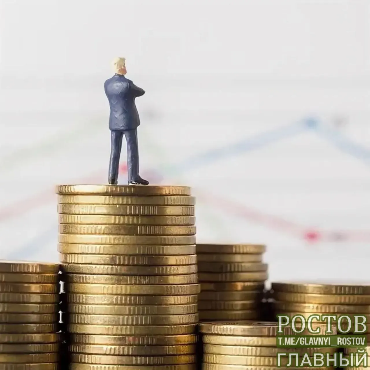 Минфин рассматривает введение налога в размере 30% на сверхприбыль добывающих компаний, вызванную ростом мировых цен на ресурсы. Детали проекта пока уточняются.
