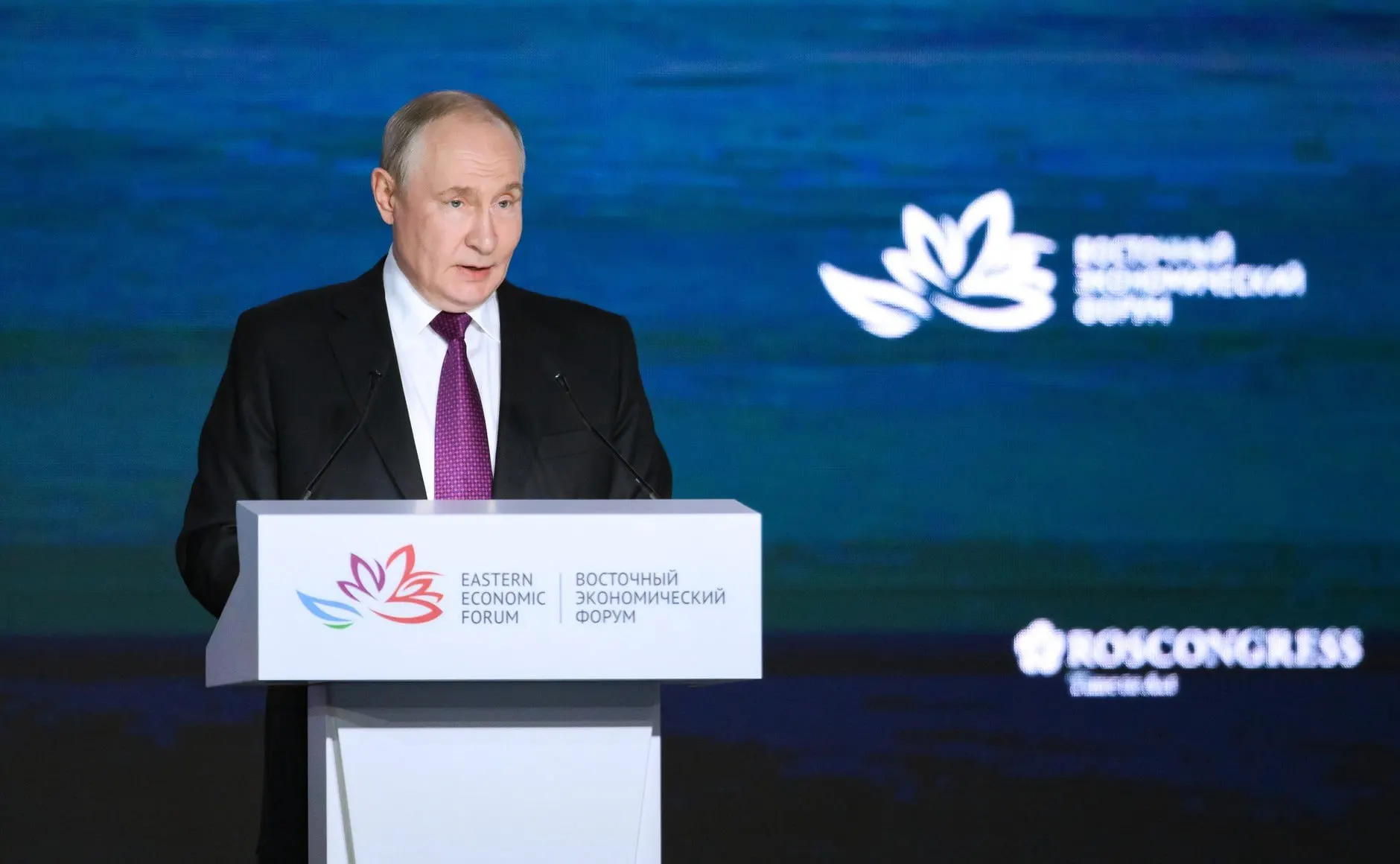 Путин заявил, что демографическая ситуация остаётся критически важной, и добавил, что проводимые военные действия не являются основным фактором снижения рождаемости.