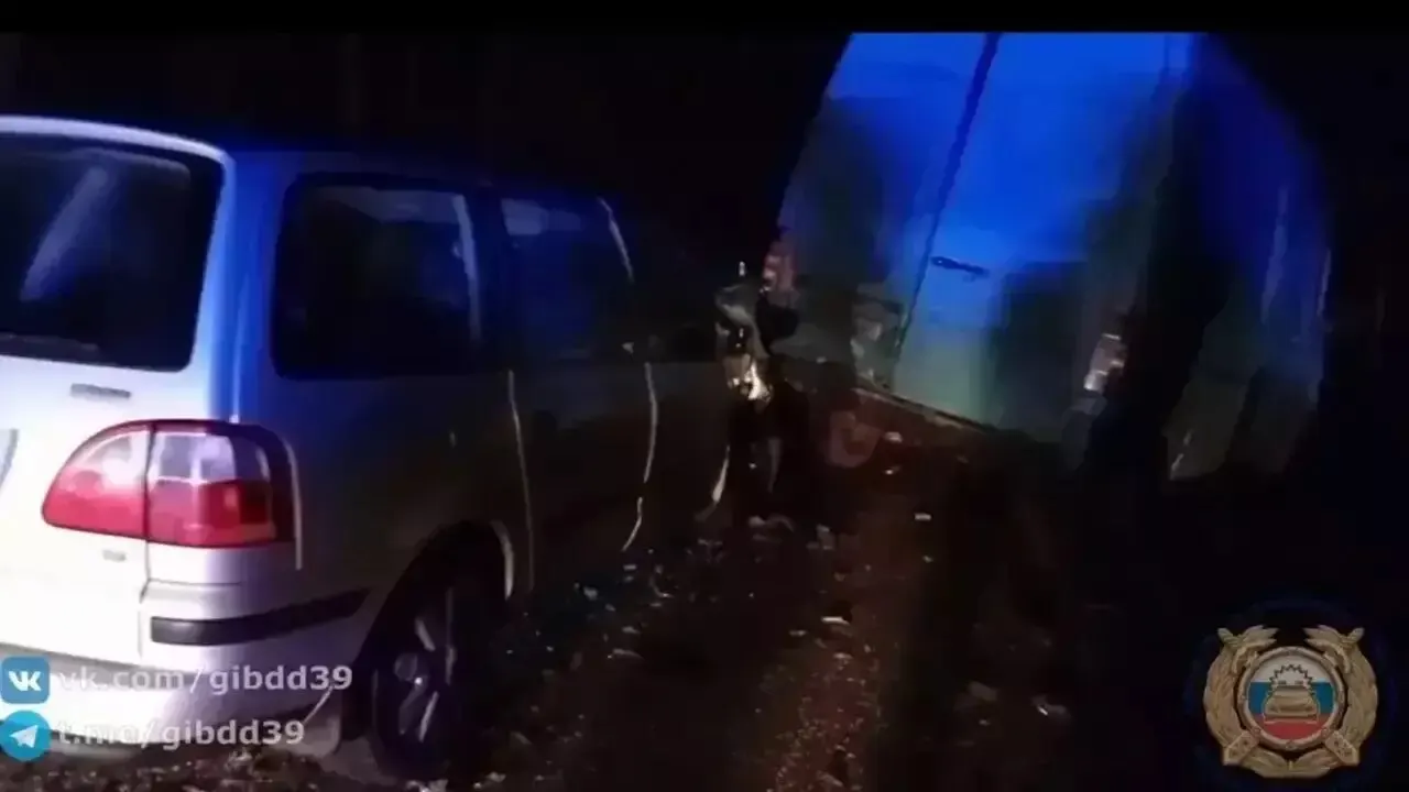 ДТП на трассе Холмогоровка — Коврово унесло жизнь 31-летнего местного жителя; ещё двое пострадавших. Возбуждено уголовное дело по ч. 3 ст. 264 УК РФ в отношении водителя Ford.