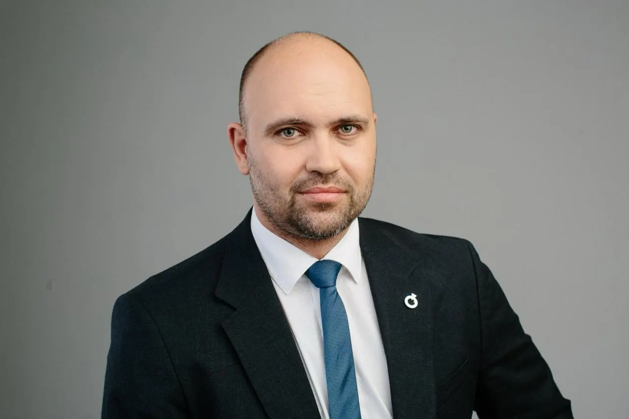 Челябинский суд отменил регистрацию кандидата от партии «Яблоко» на выборах в Госдуму. Решение может быть обжаловано.