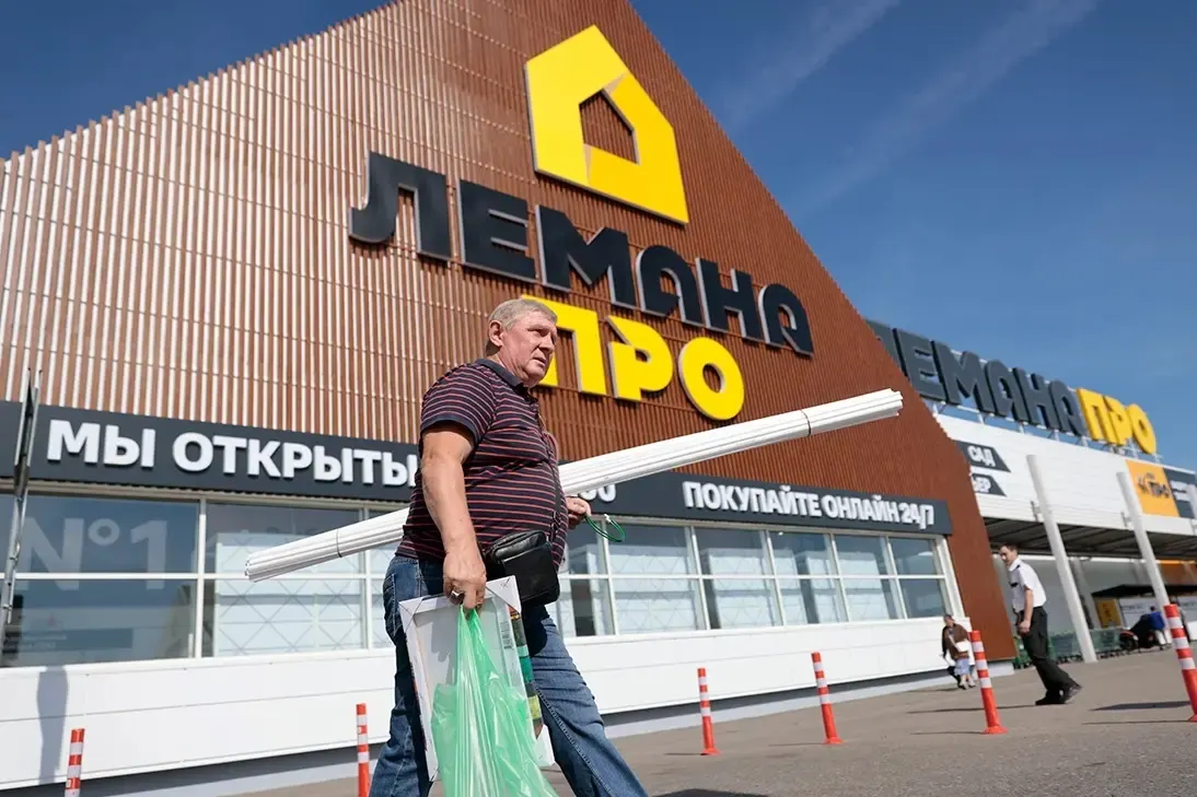 В России произошли масштабные управленческие перестановки и передача активов групп FM Logistics и Ле Монлид, сопровождаемая судебными решениями по доходам ряда компаний.