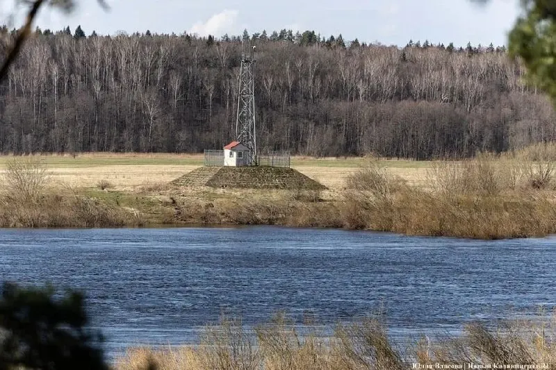 25 октября гражданин Польши пересёк границу по Куршской косе, предположительно проигнорировав предупреждающие знаки, и был задержан российскими пограничниками.