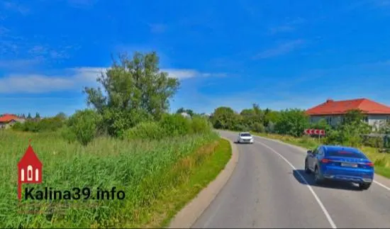 Разрешение на застройку получил застройщик; участок 3,8 тыс. кв. м арендован за менее чем 6 млн рублей. В проекте участвуют лица, близкие к депутату.