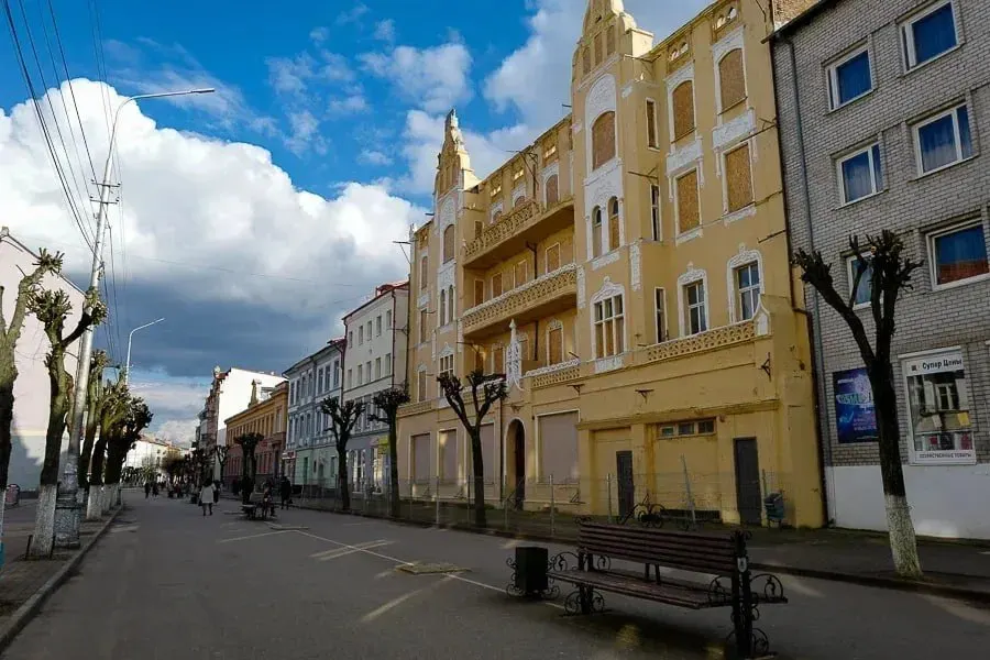 В Советске на базе Театра Королевы Луизы создаётся этнографический музей; сдача запланирована на осень 2027 года, финансирование увеличено.