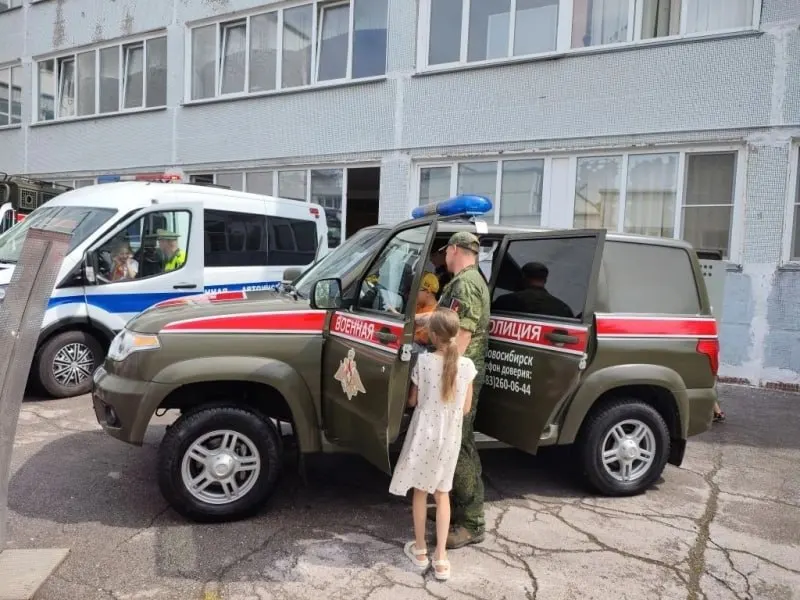 Проект указа расширяет полномочия военной полиции: опрос граждан, проверку документов и ряд новых действий в рамках розыскной деятельности.