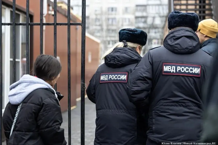 За пять дней рейдов выявлено 128 нарушений миграционного законодательства; 13 иностранцев выдворены, 41 получил запрет на въезд. В межведомственных проверках охвачено 178 объектов, 176 транспортных средств и 579 иностранцев.
