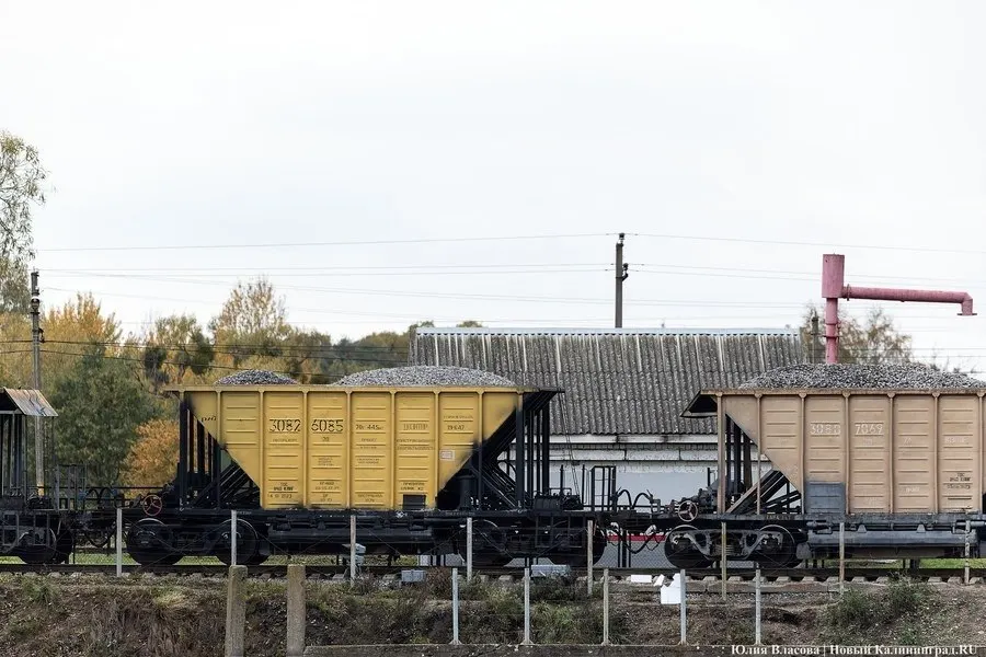 LTG Cargo планирует увеличить тарифы на транзит грузов через Калининградскую область и за её пределы примерно на 5% с 2027 года; базовые тарифы внутри Литвы и на международные перевозки снизятся примерно на 5%, хранение грузов подешевеет на 25%, а работа мобильных бригад — на 20%.