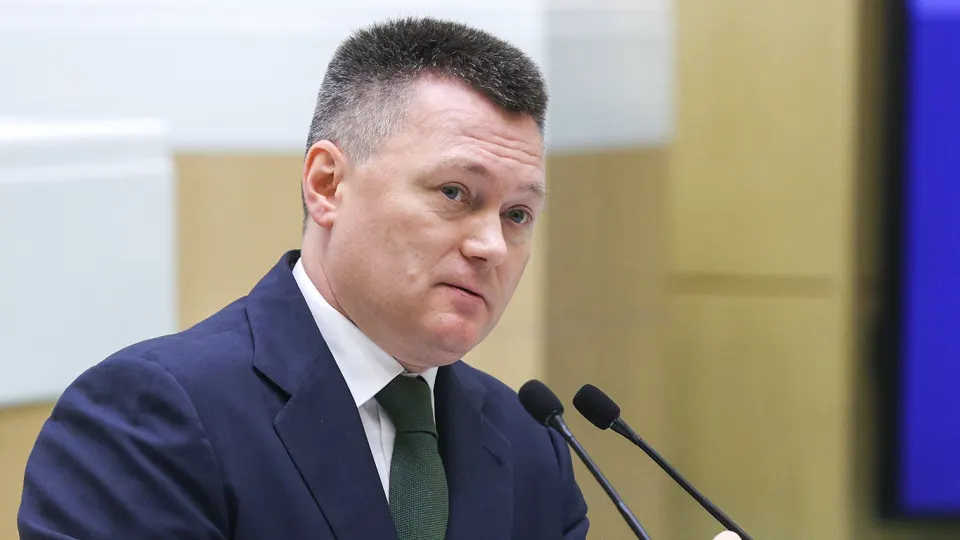 Россия формирует федеральный курс взаимодействия с Китаем: активизируются судебное сотрудничество и профессиональные контакты между юристами, поддержка китайского бизнеса, но инвестиции снижаются на фоне конфликта на Украине.