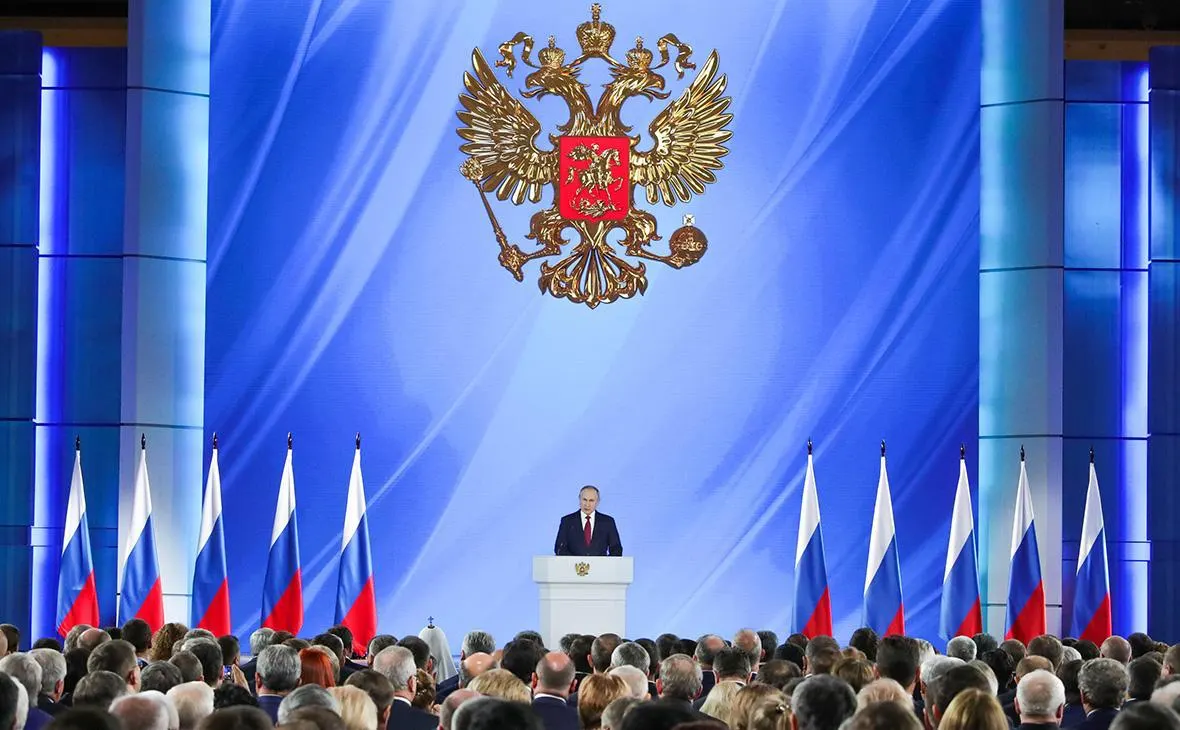 Путин не планирует выступать перед Госдумой и Советом Федерации в 2026 году; пресс-секретарь пояснил, что речь может быть произнесена по мере необходимости.