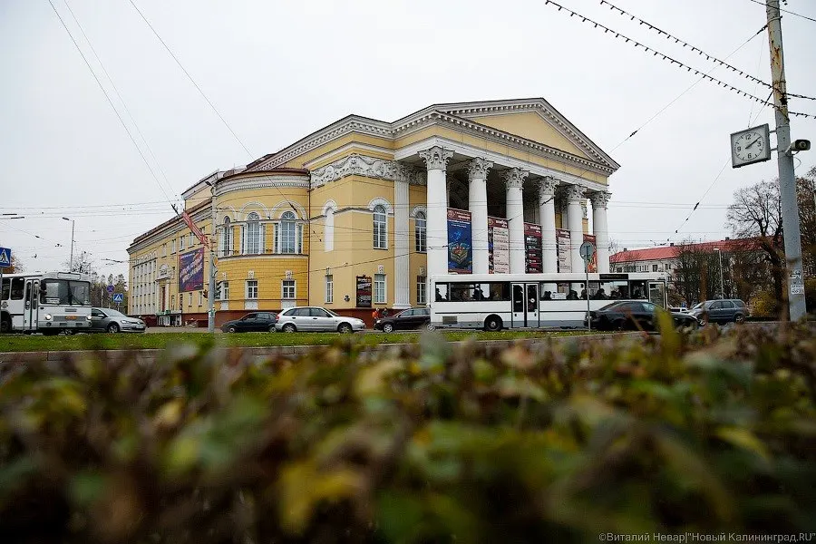 Online-продажа билетов временно недоступна из-за технической проблемы; билеты можно приобрести в кассе или через сайт партнёра.