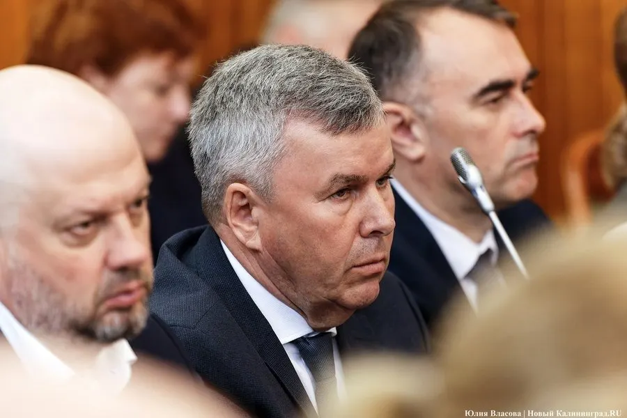 63-летний Сергей Подольский вновь возглавил Гурьевский округ Калининградской области; кандидатуру поддержала комиссия по отбору главы округа, утверждение согласовал Совет депутатов. Торжественная церемония вступления в должность состоялась 30 октября.