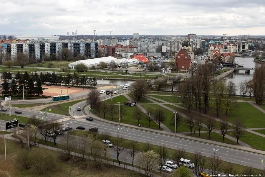 Архитектор объяснил, почему пустые площади не задают облик города, и рассказал о роли общественных объектов и мостов в формировании Калининграда.
