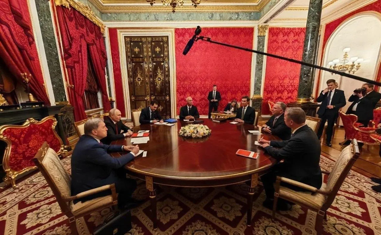 Президент выберет состав делегации; подробности переговоров пока не раскрываются.