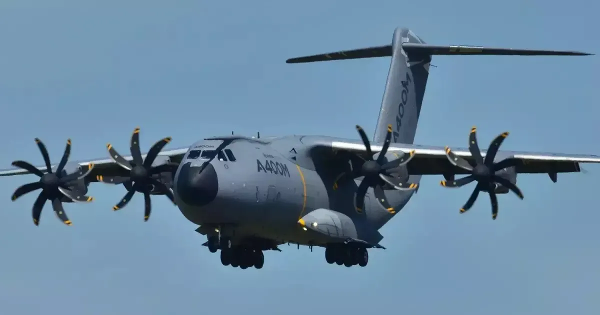 Airbus A400M Atlas вылетел с эстонской базы и пролетал над Балтийским морем близ Калининградской области; на неделе самолёт часто появлялся в Прибалтике.
